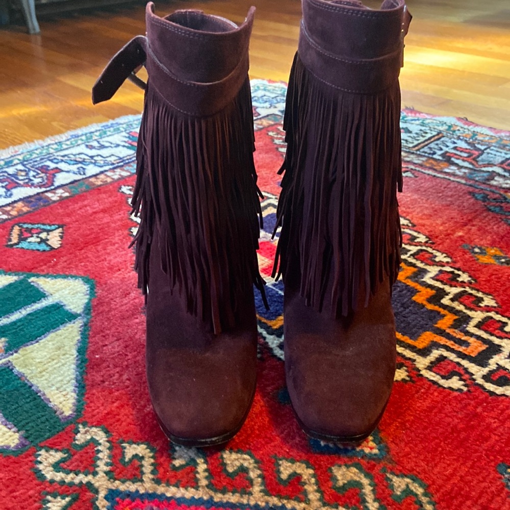 Sigerson Morrison burgundy suede fringe boot